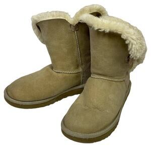 UGG Australia Short Boots Sz 6 Sheepskin Fold Over Boot Tan Cream Winter
